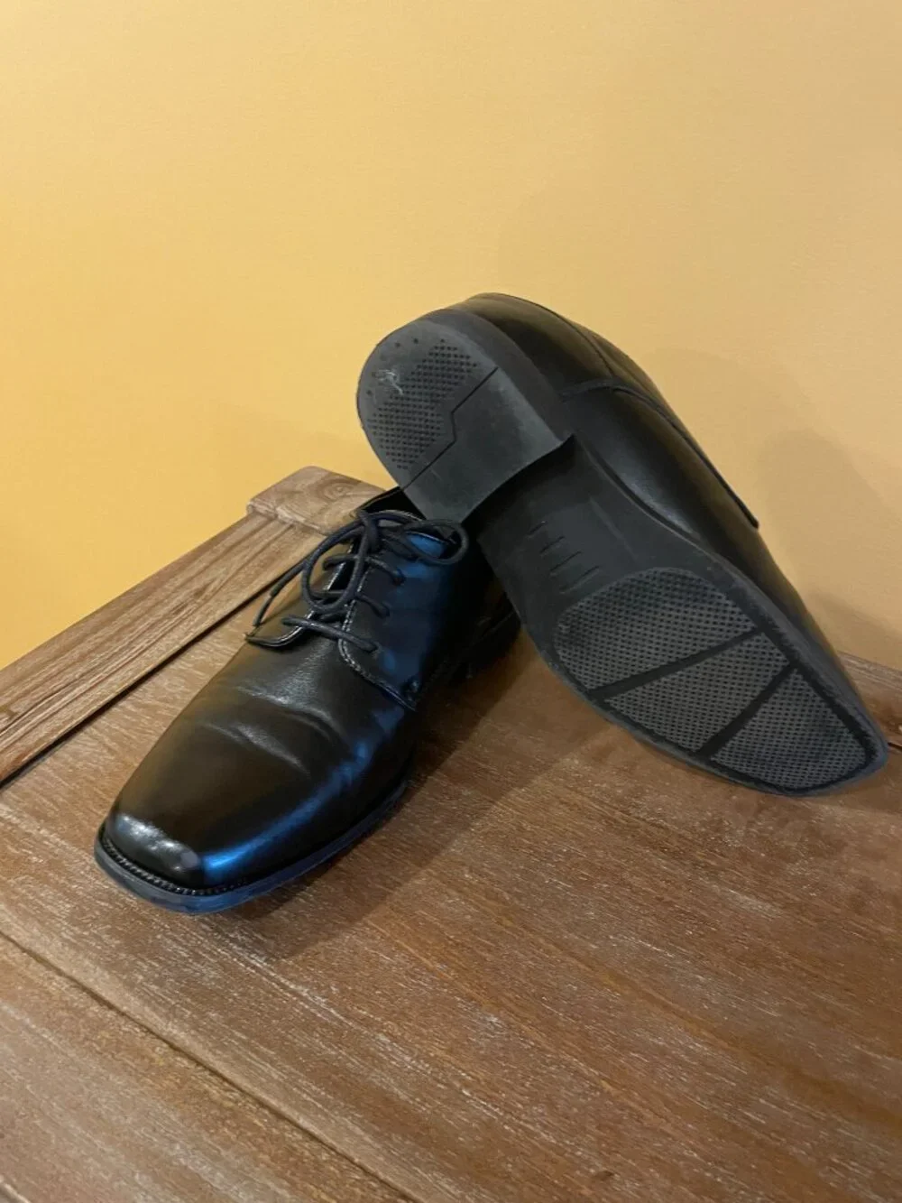 Boys Shoes Perry Ellis Size 5